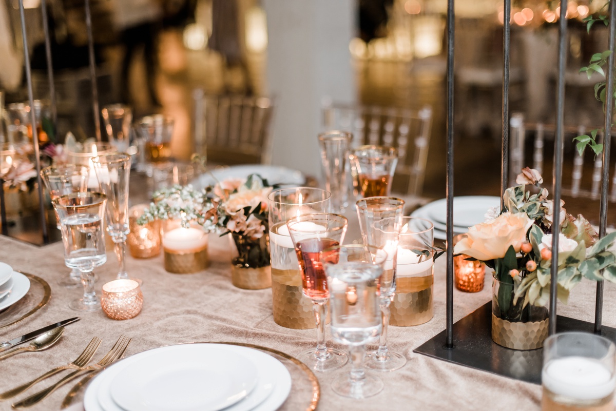 Свадьба бохо цветочная декорация настольная