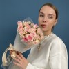 5 кустовых розовых роз Динара 40 см