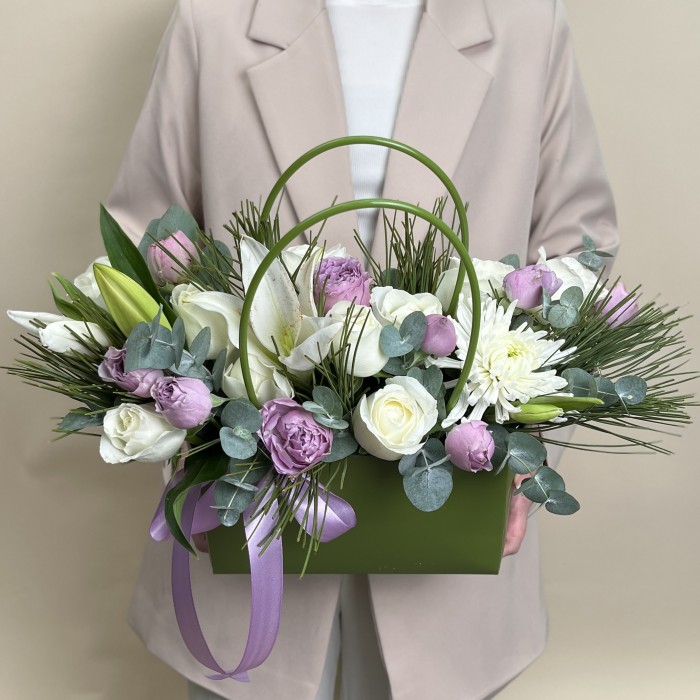 Букет дня в коробке Весеннее Небо