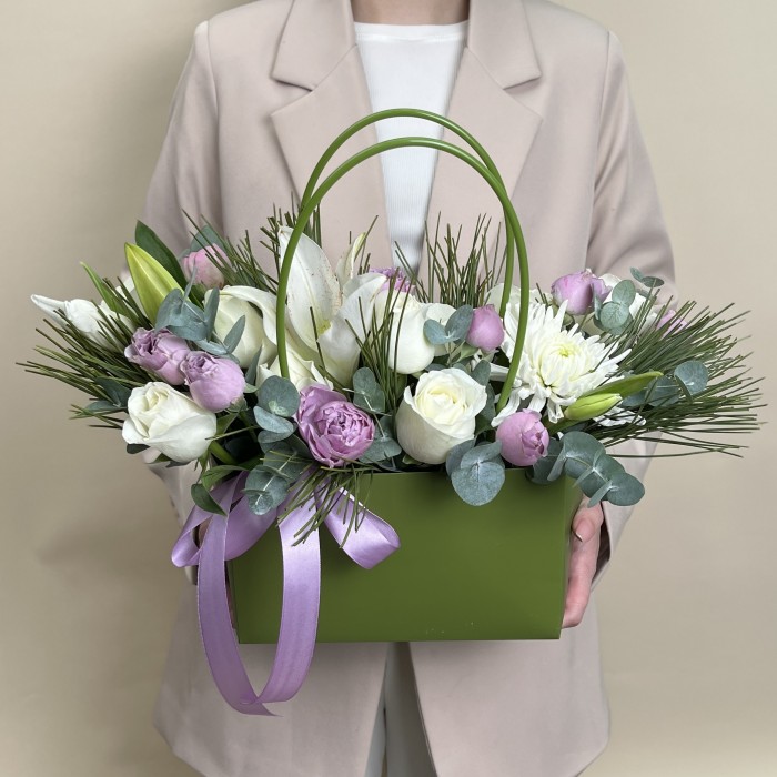 Букет дня в коробке Весеннее Небо