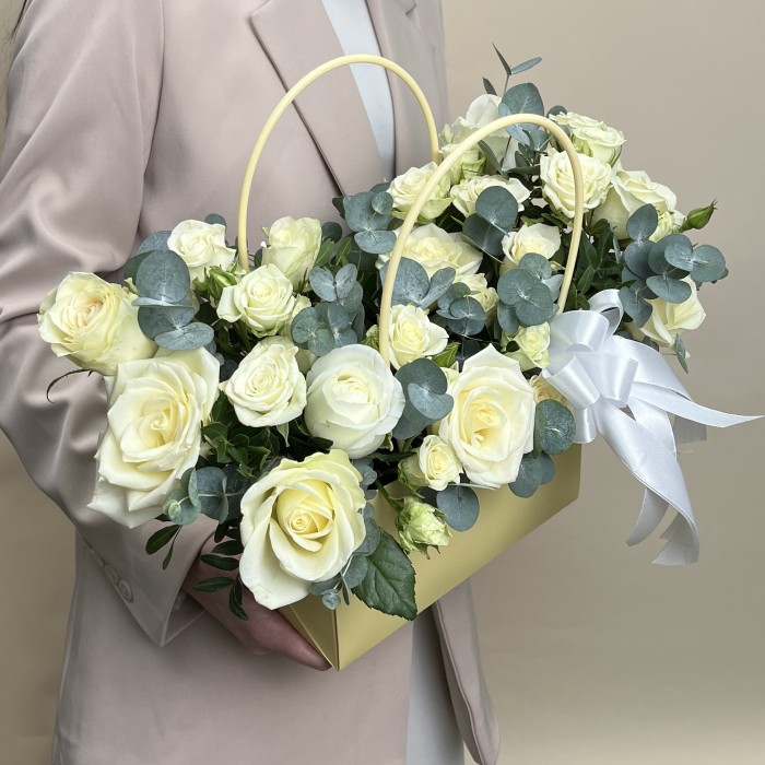 Букет дня в коробке Весеннее настроение