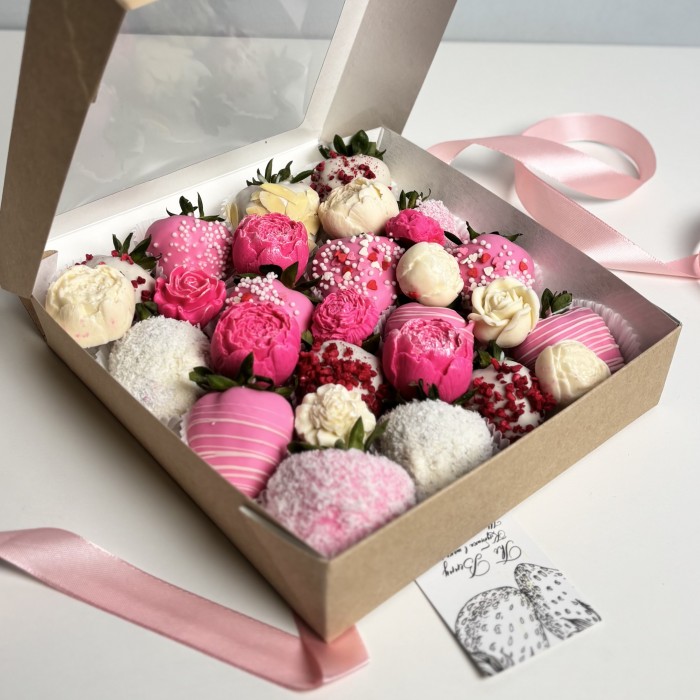 Клубника в шоколаде цветущий сад 16 ягод