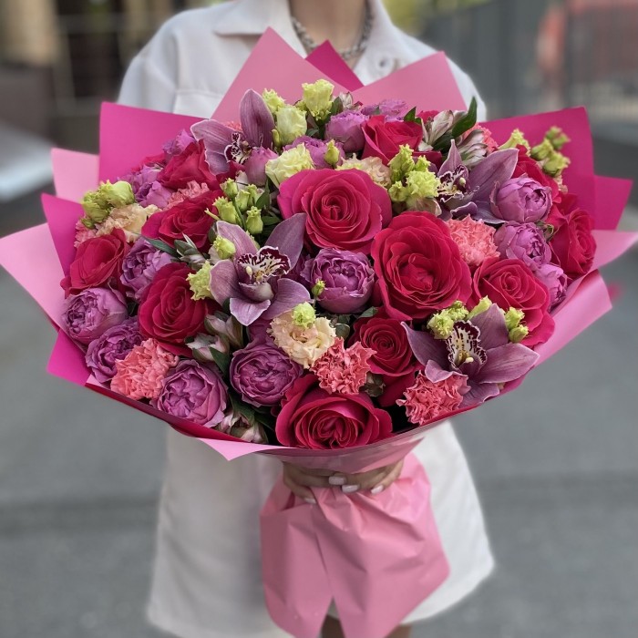 Лучший подарок ко Дню матери: 5 тематических букетов с доставкой до двери