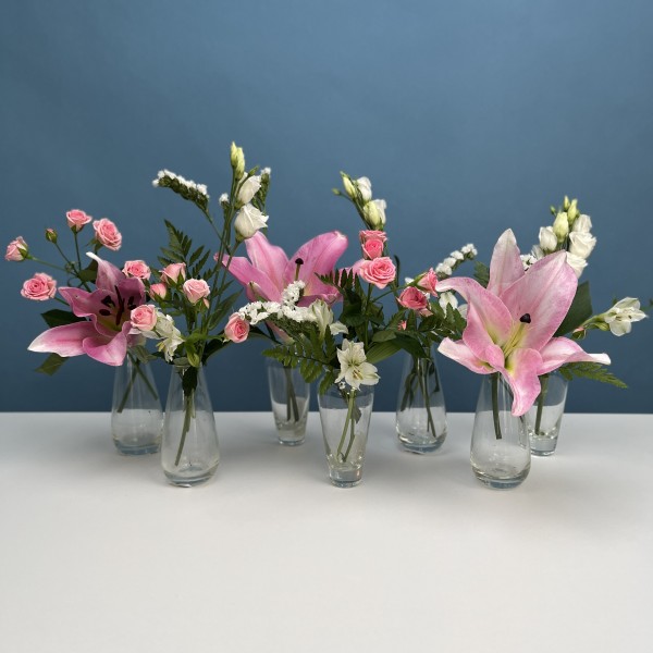 Настольная композиция из семи ваз Аромат лета