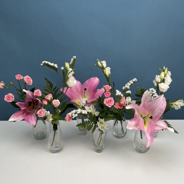 Настольная композиция из семи ваз Аромат лета