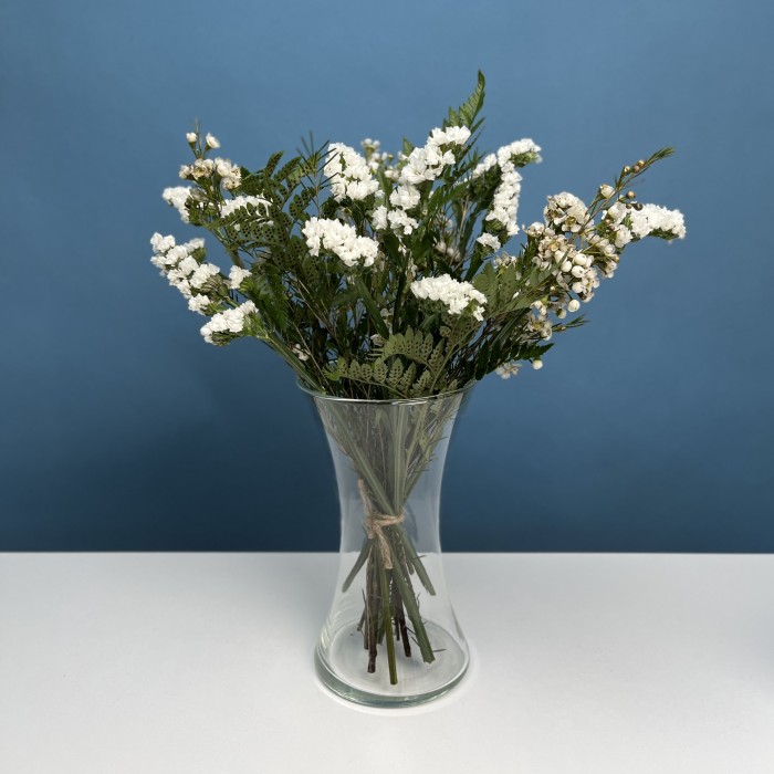 Интерьерный белый букет в вазе