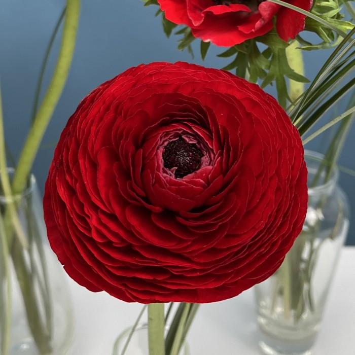 Настольная композиция из семи ваз Алая свадьба