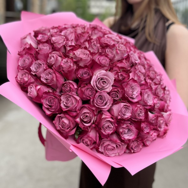 101 необыкновенная Роза Дип Перпал 40 см