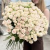 45 кустовых роз Роял Порцелина 70 см