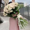 51 ароматная кустовая роза Роял Порцелина 60 см