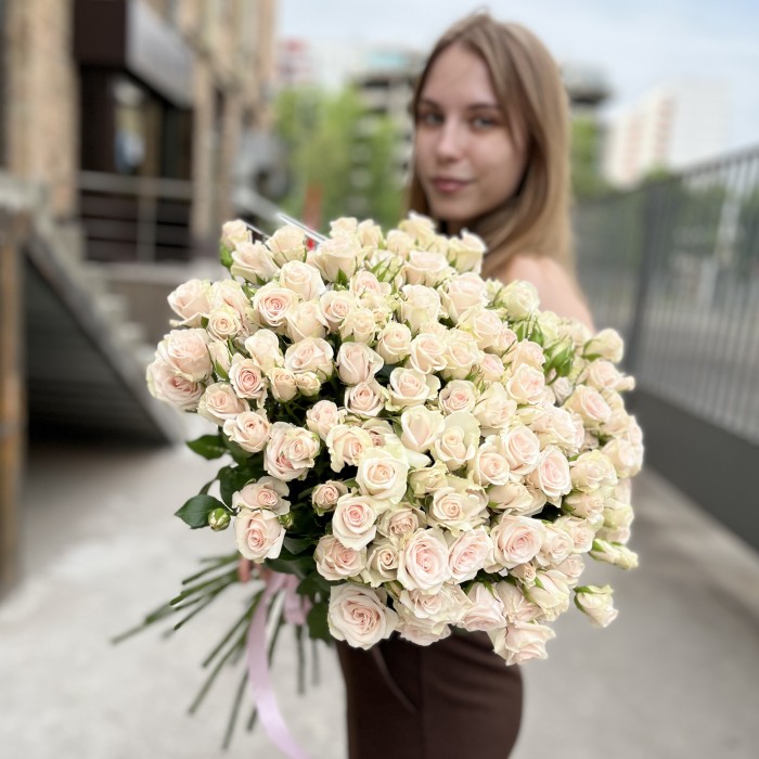 Ароматная Роза Роял Порцелина 60 см