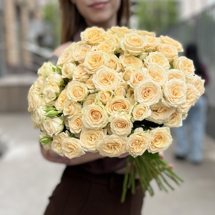 Кустовая кремовая роза Аксана 40 см