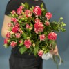 5 кустовых бело-малиновых роз Файрворкс 60 см