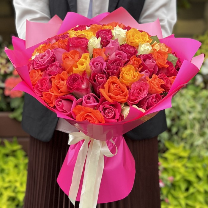 75 роз MIX 40 см