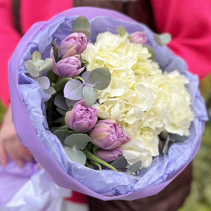 Букет праздник весны