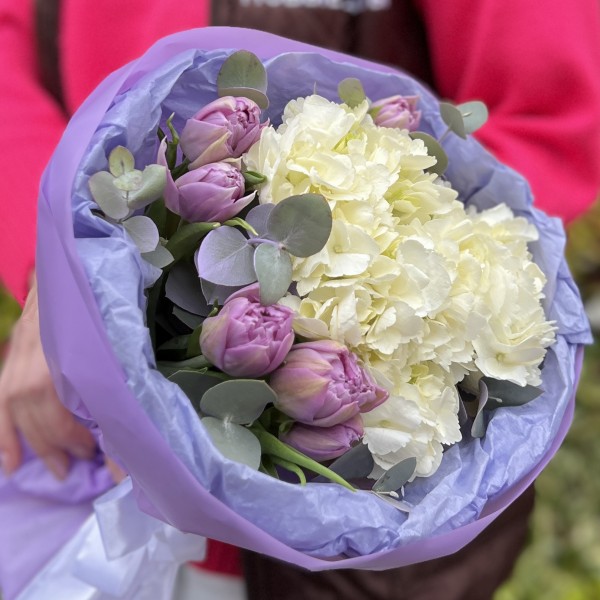 Букет праздник весны