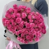 25 кустовых роз Глория 50 см