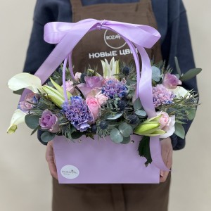 Букет дня в коробке Грация