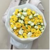 Микс из 25 кустовых желтых и белых роз