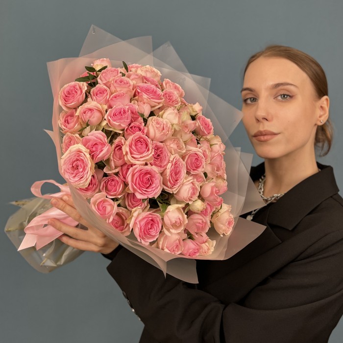 25 кустовых пионовидных роз Дестини