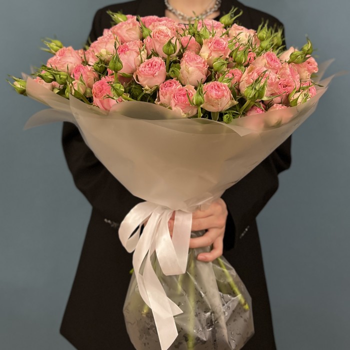25 кустовых пионовидных роз Фенси Блоссом 50 см