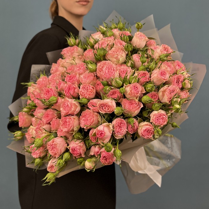 25 кустовых пионовидных роз Фенси Блоссом 50 см
