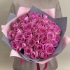 35 розовых роз