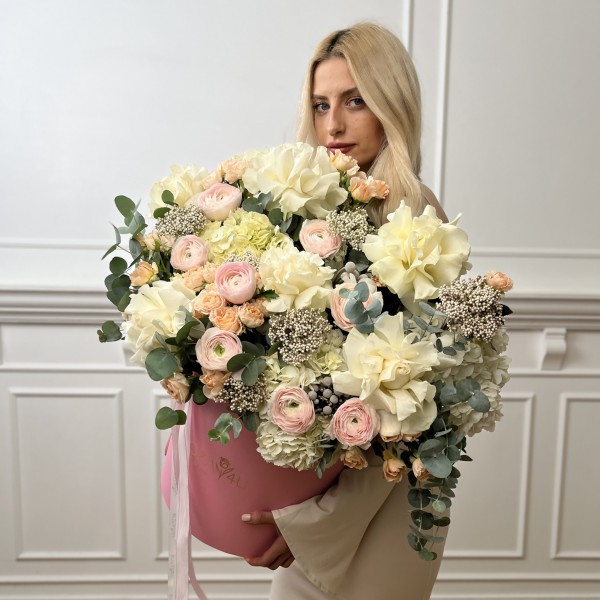 Авторская композиция в коробке Волшебство чувств