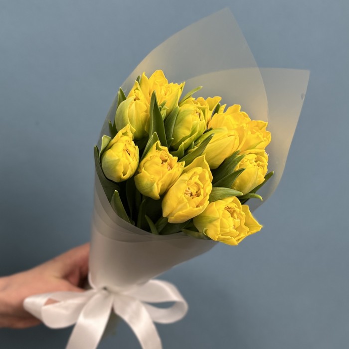 11 желтых пионовидных тюльпанов Маргарита