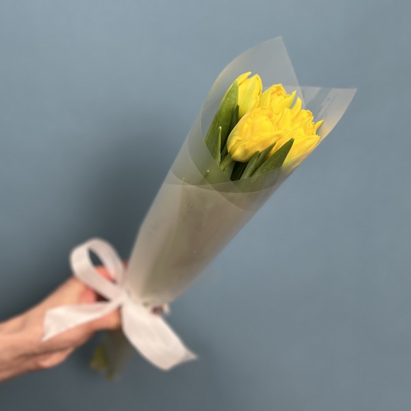 5 желтых пионовидных тюльпанов Маргарита