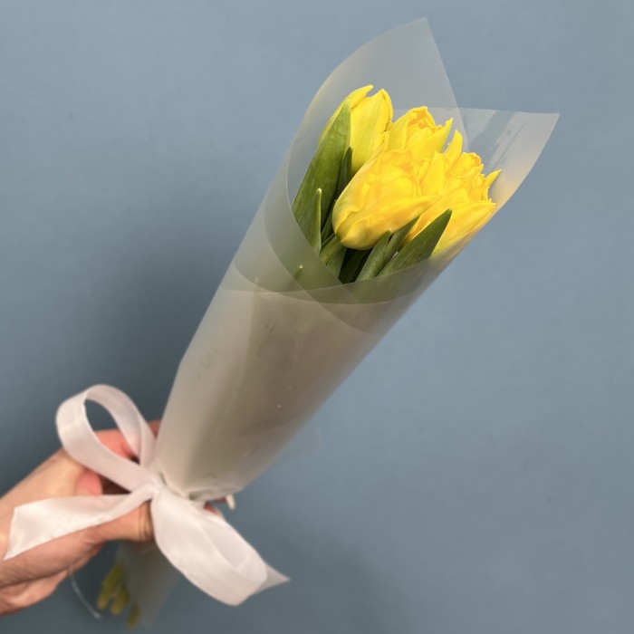 5 желтых пионовидных тюльпанов Маргарита