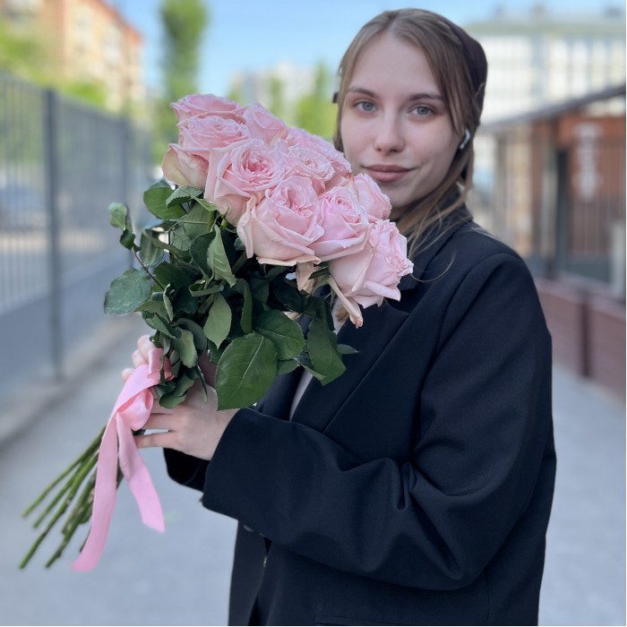 11 ароматных пионовидных роз Пинк Охара 60 см