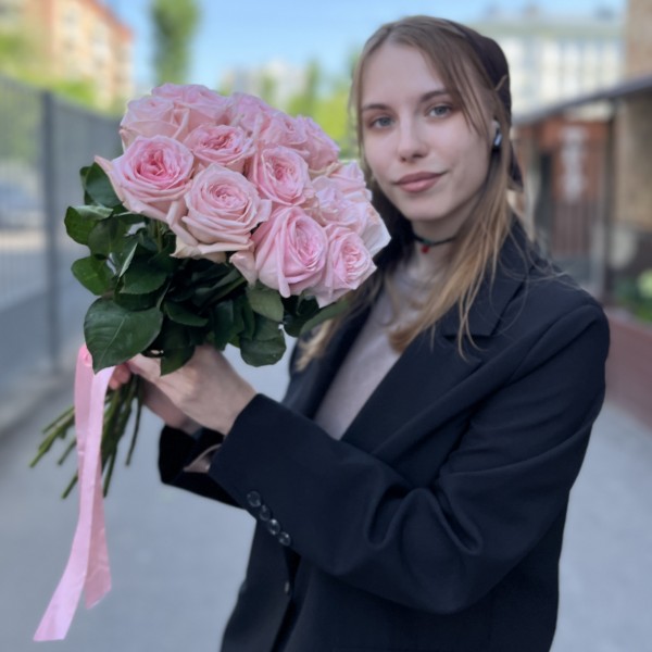 15 ароматных пионовидных роз Пинк Охара 60 см
