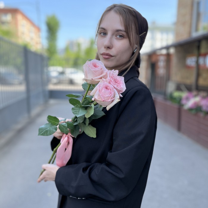 3 ароматные пионовидные розы Пинк Охара 60 см