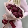 9 бордовых пионов Голландия