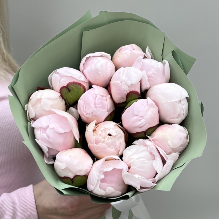 15 розовых пионов Ангел Чикс