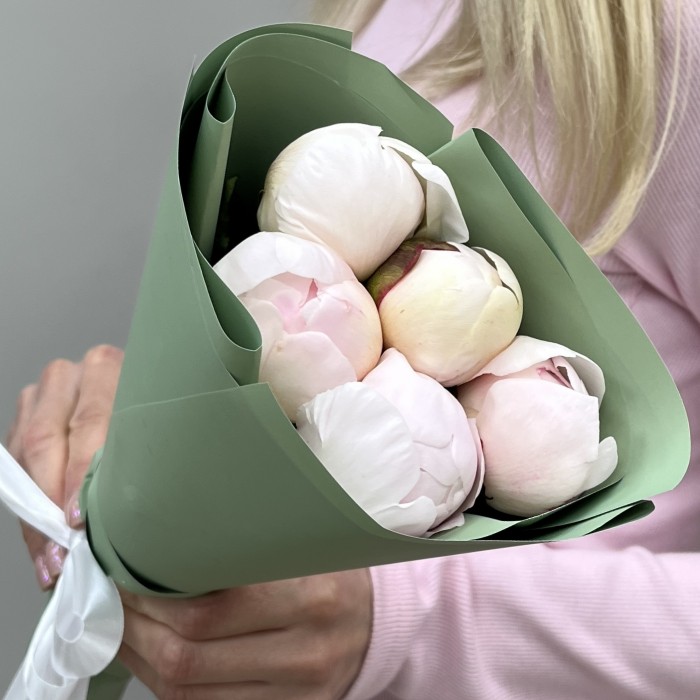5 розовых пионов Ангел Чикс