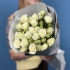 7 белых кустовых роз Сноуфлейк 50 см