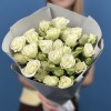 7 белых кустовых роз Сноуфлейк 50 см