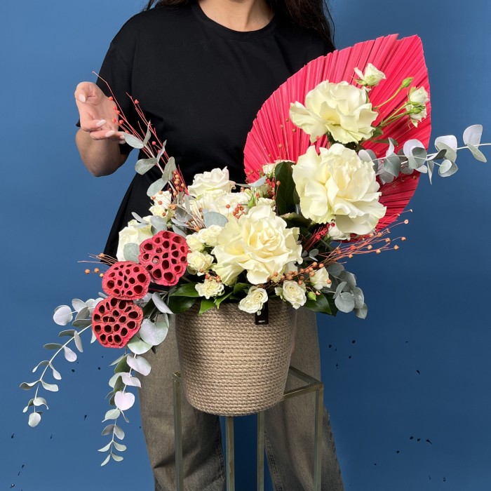 Интерьерная композиция в кашпо Гармония