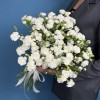 Букет из 35 белых кустовых гвоздик