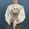7 белых анемонов