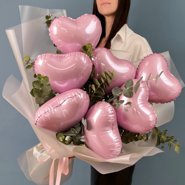 Букет розовых Шаров Сердца с эвкалиптом