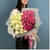 Каскад из 51 нежной розы в виде сердца
