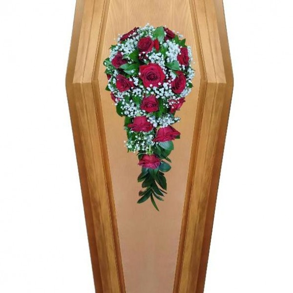 Композиция на крышку гроба из живых цветов № 15