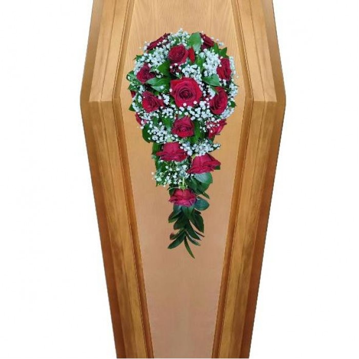 Композиция на крышку гроба из живых цветов № 15