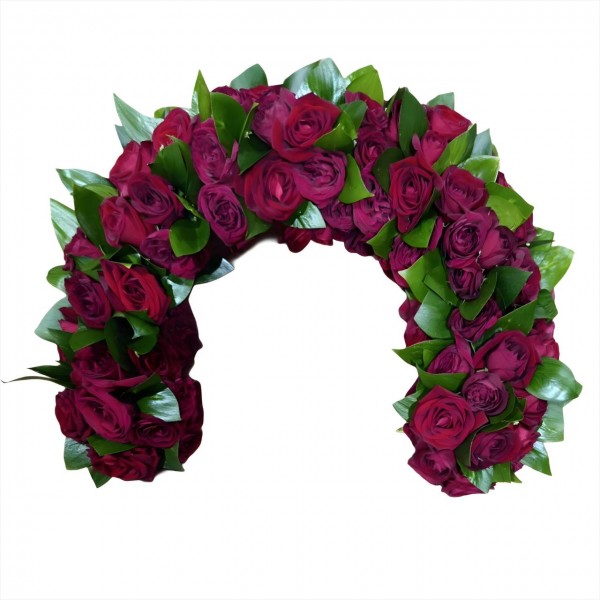 Венец в изголовье из живых цветов №3