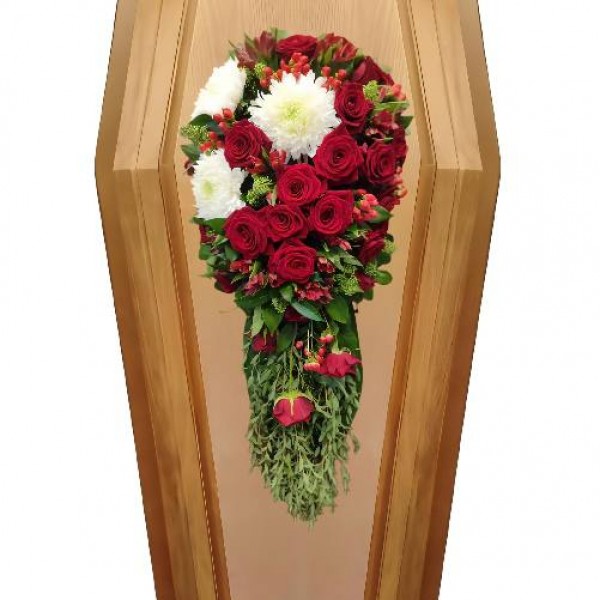 Композиция на крышку гроба из живых цветов № 24
