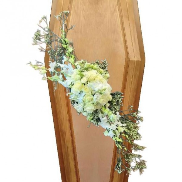 Композиция на крышку гроба из живых цветов № 32