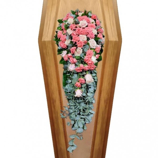 Композиция на крышку гроба из живых цветов № 35